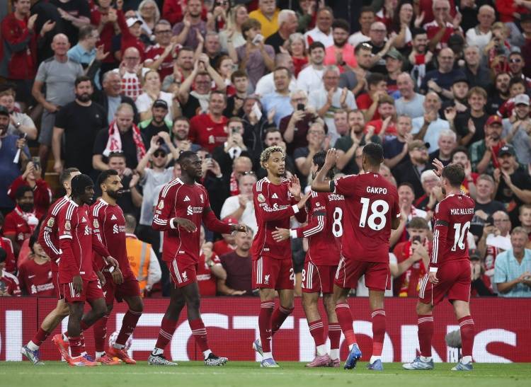 泰晤士报:英超净比赛时间下降明显,复杂定位球战术是原因之一